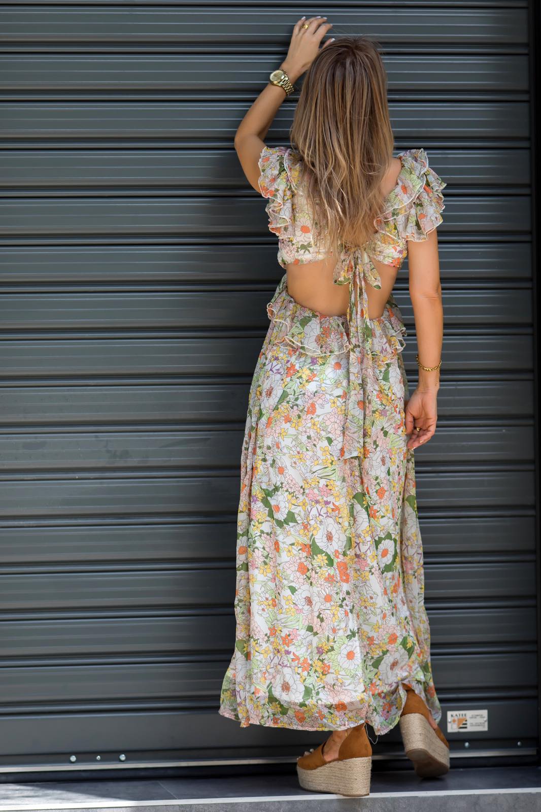 Μακρύ floral φόρεμα με ανοιχτή πλάτη